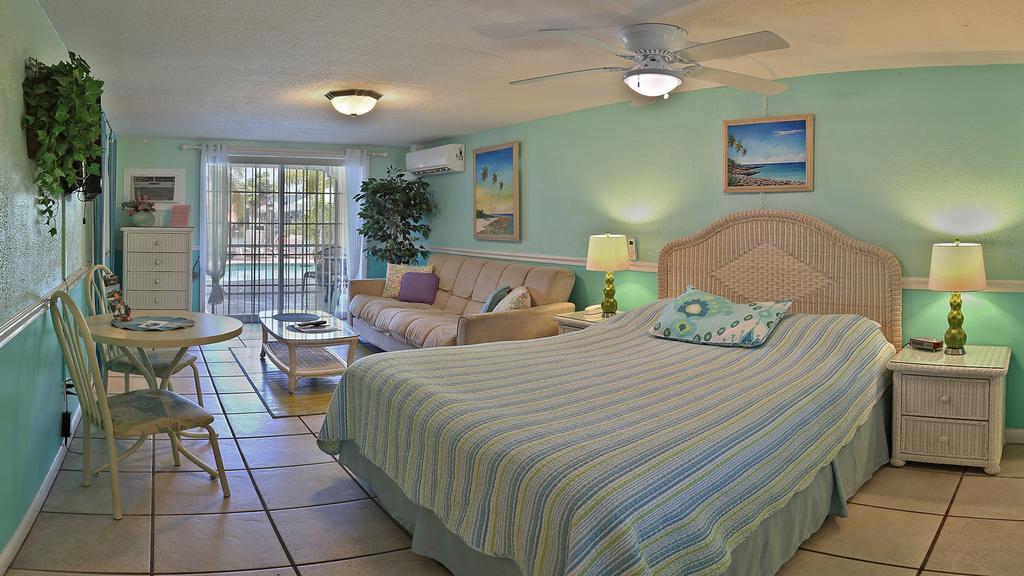 Manatee Bay Inn Fort Myers Beach Bagian luar foto