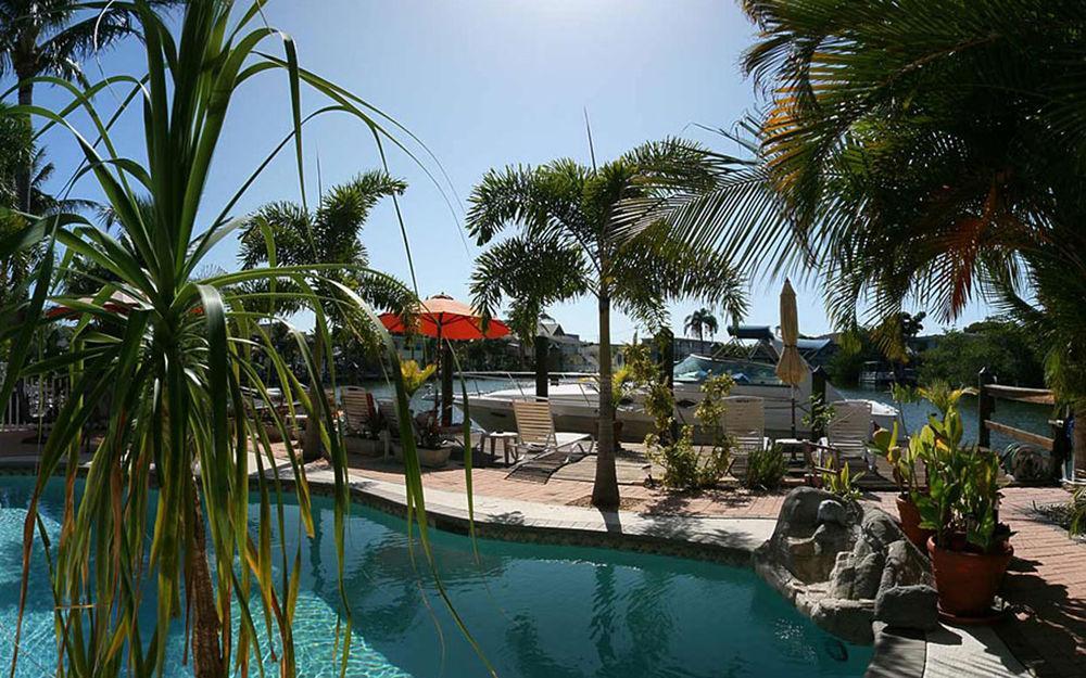 Manatee Bay Inn Fort Myers Beach Bagian luar foto
