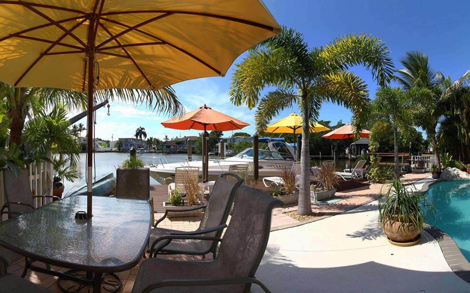 Manatee Bay Inn Fort Myers Beach Bagian luar foto