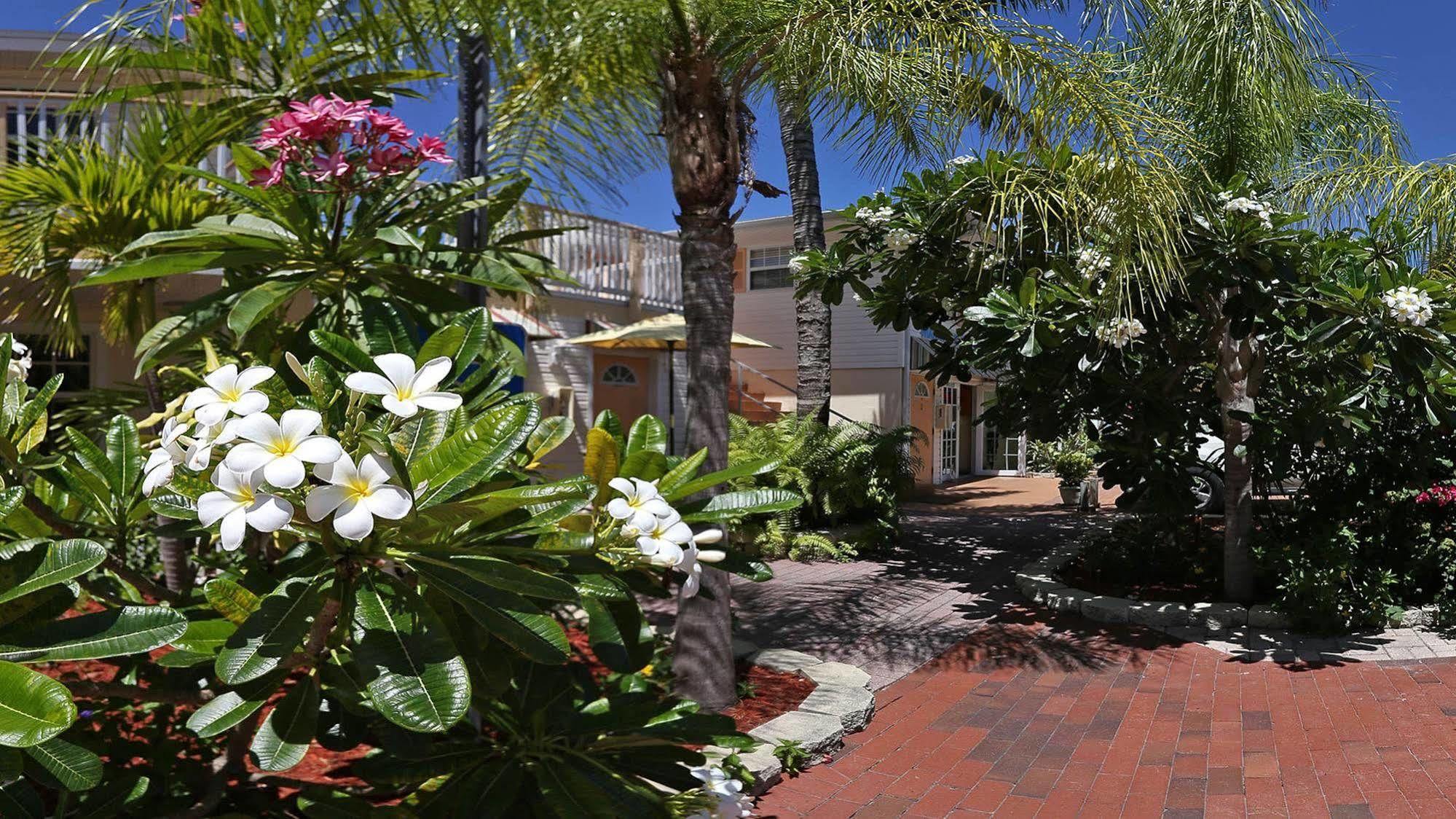 Manatee Bay Inn Fort Myers Beach Bagian luar foto