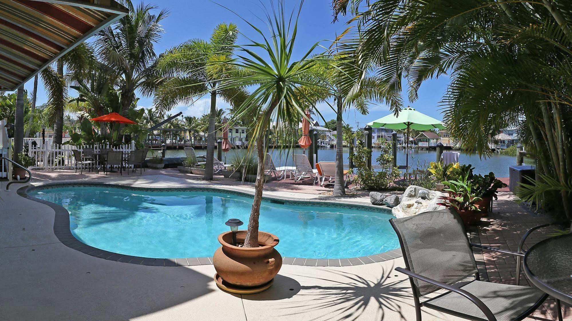 Manatee Bay Inn Fort Myers Beach Bagian luar foto