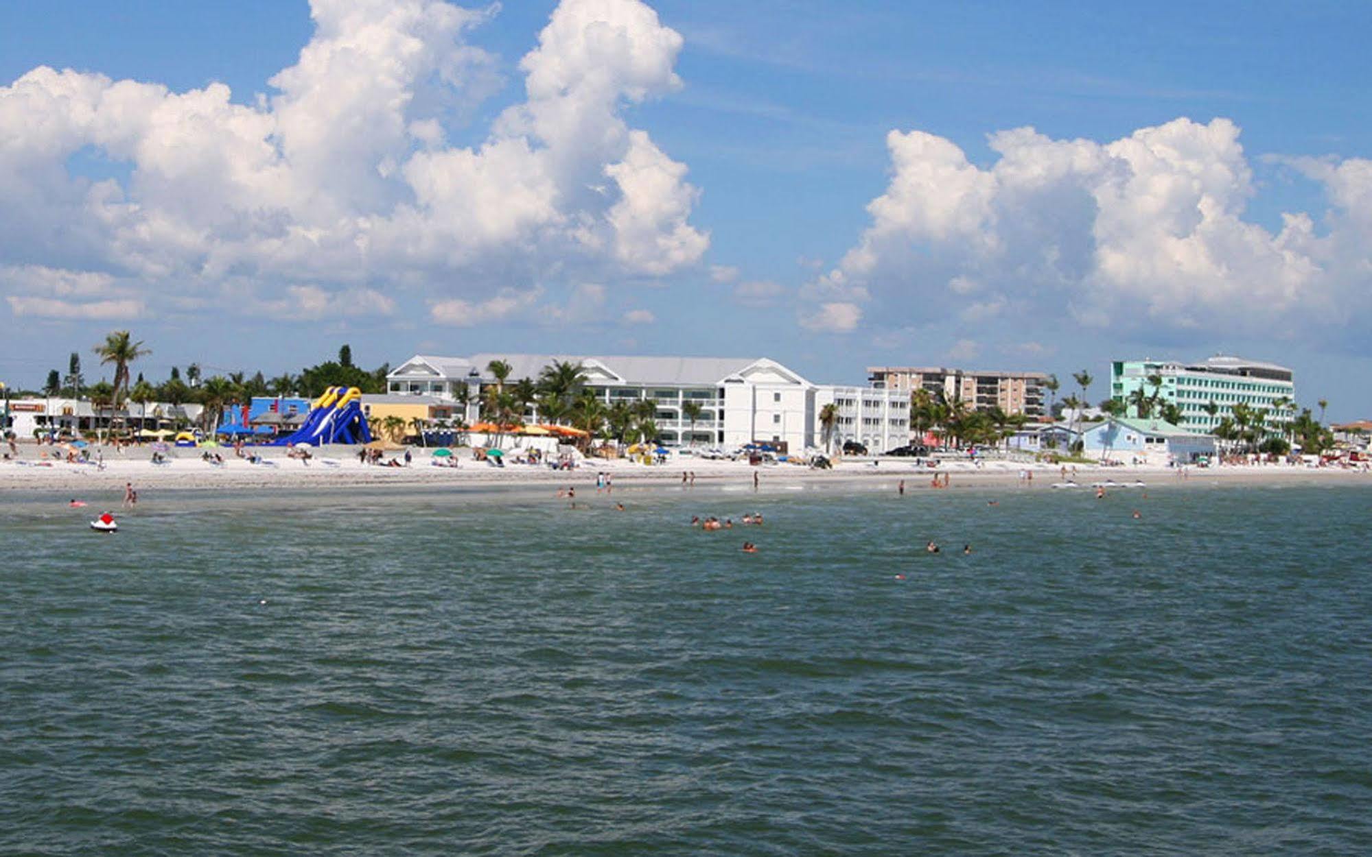 Manatee Bay Inn Fort Myers Beach Bagian luar foto